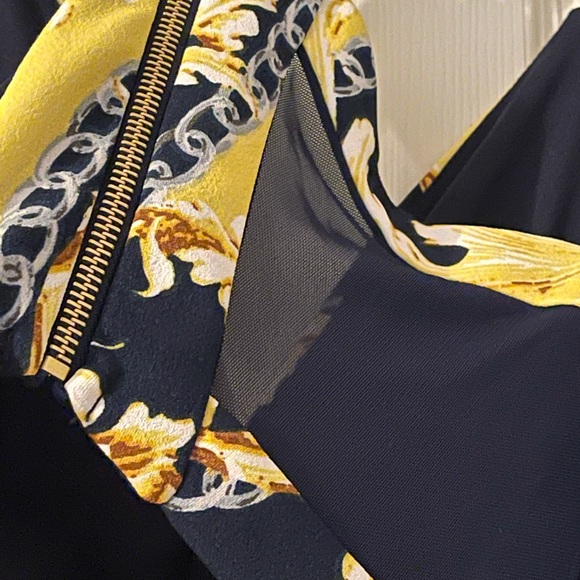 Racerback Printed Bodycon Dress_S Juniors - Picture 6 of 13